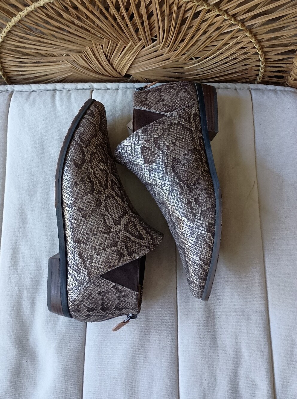 Gentle Souls Kenneth Cole Women's Snake-Print Chukka Boots_10